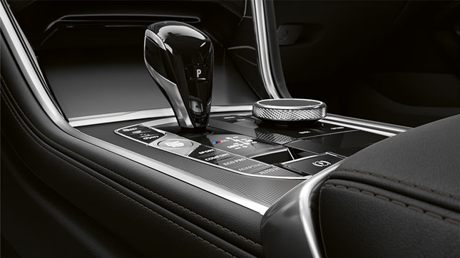 Close-up of the middle console of the BMW 8 Series Coupé.