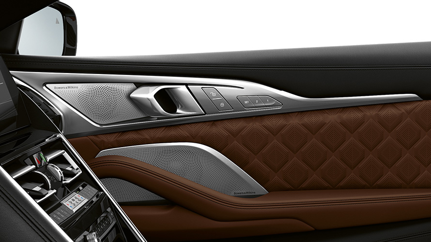 BMW M8 Convertible F91 LCI Facelift 2022 Bowers & Wilkins Diamond Surround Sound System close-up