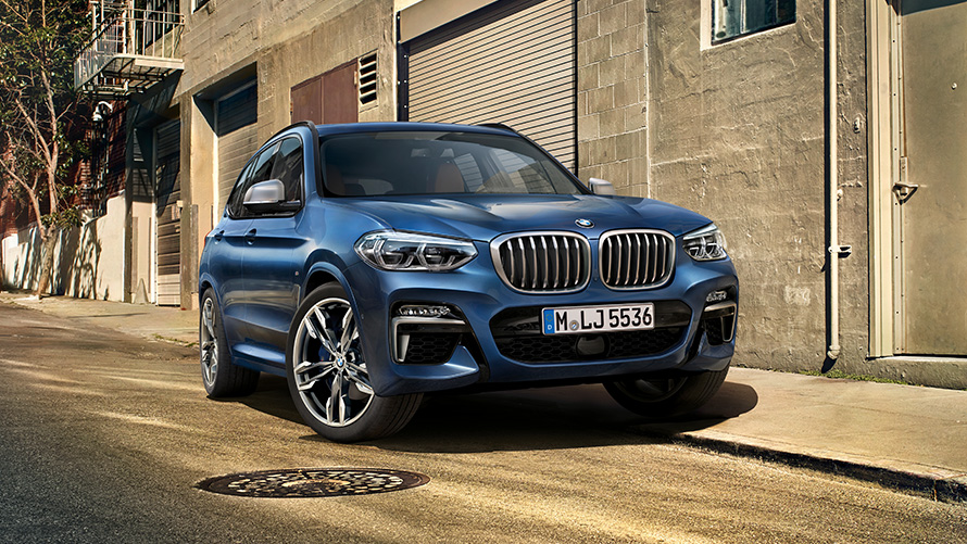 BMW X3 M40i, driving shot three-quarter front