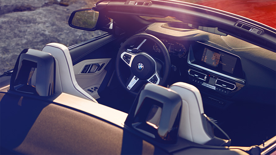 BMW Z4 Roadster (G29) bird's eye view on cockpit