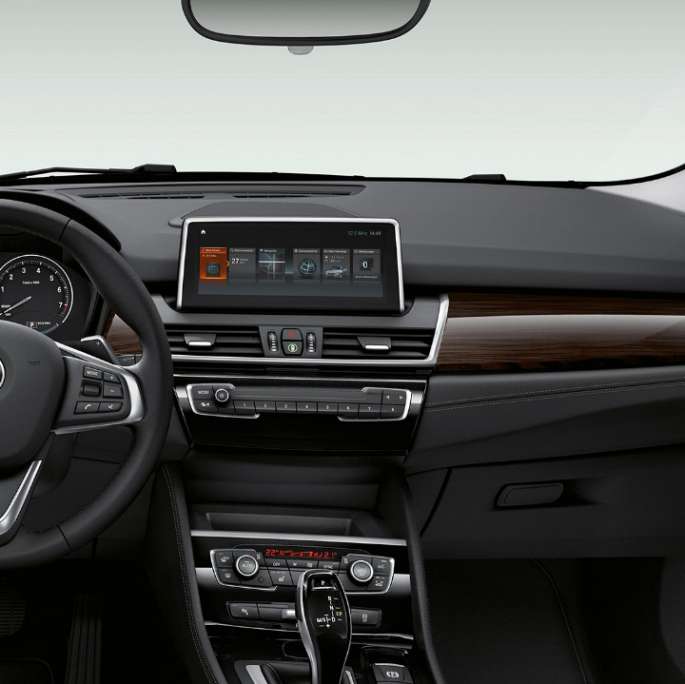 Cockpit BMW 2 Series Active Tourer Model Luxury Line 225i xDrive F45 2018