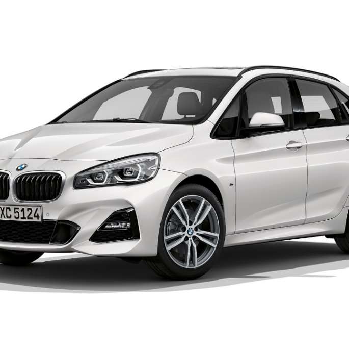 BMW 2 Series Active Tourer in white 220d xDrive Model M Sport F45 2018 Mineral White metallic three-quarter front view