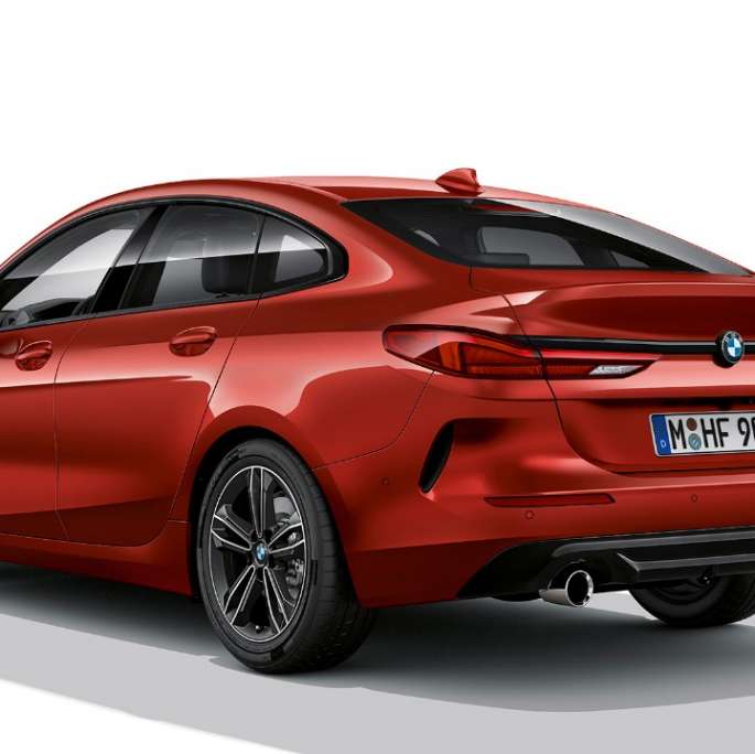 BMW Individual high-gloss Shadow Line BMW 2 Series Gran Coupé Model Sport Line Melbourne Red F44 three-quarter rear view
