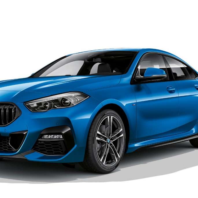 M light alloy wheels BMW 2 Series Gran Coupé M Sport Misano Blue metallic F44 three-quarter front view