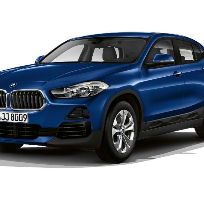BMW X2 sDrive20i model advantage 2018 F39 Mediterranean Blue metallic three quarter front view