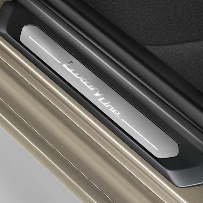 BMW X3 M40i, Model Luxury Line, door sill finisher